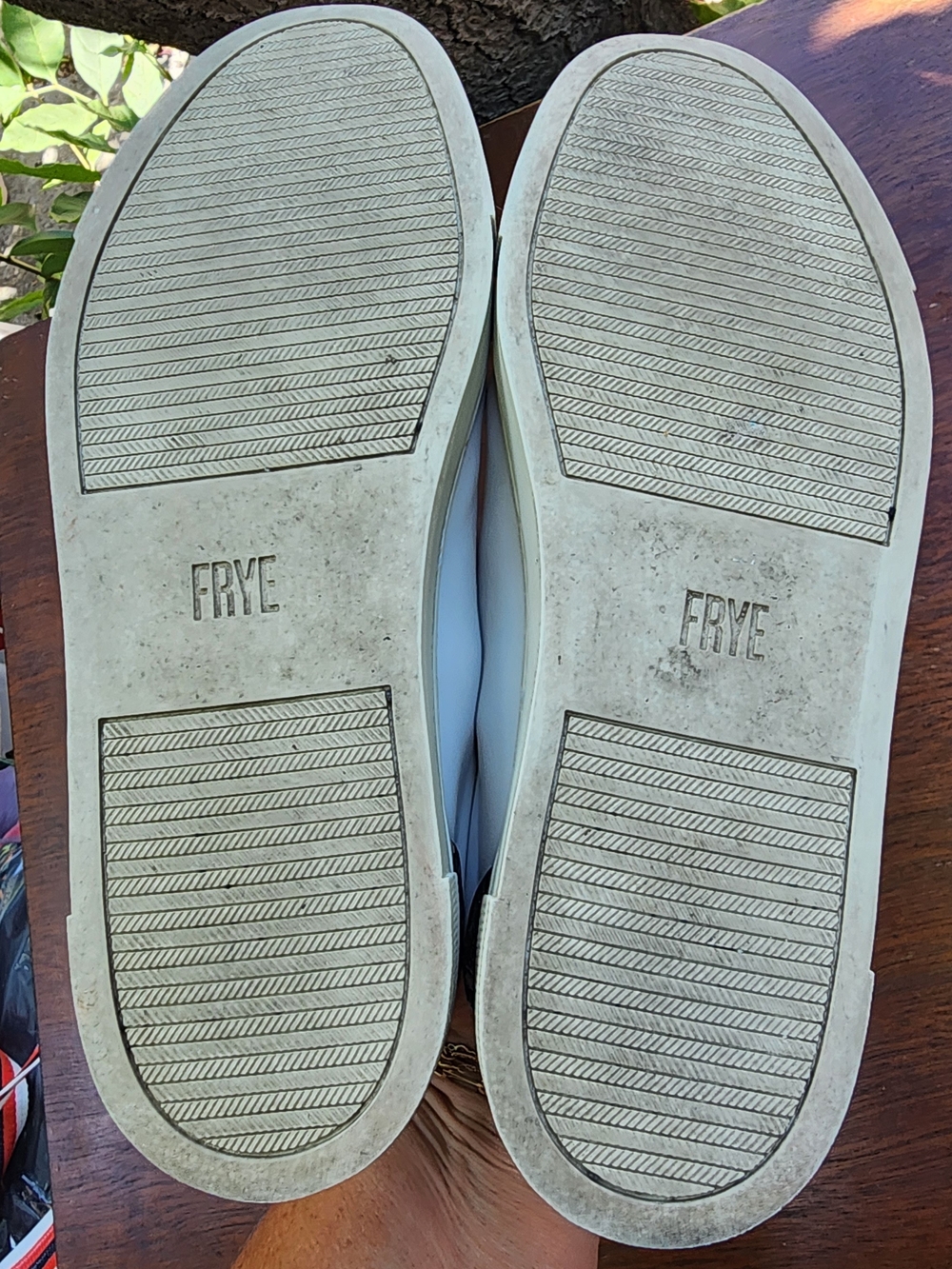 Frye Ivy Low Lace White Leather Sneakers Snake Print Embossed Heel [6] - Picture 11 of 11